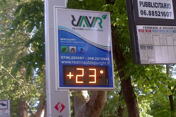 insegna2129E0613-2340-0792-4C04-889E4420A0B1.jpg